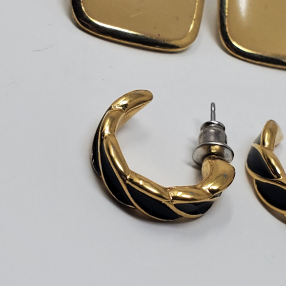 Vintage Napier Gold tone & Enamel earring Set of 2 EUC - Picture 3 of 3